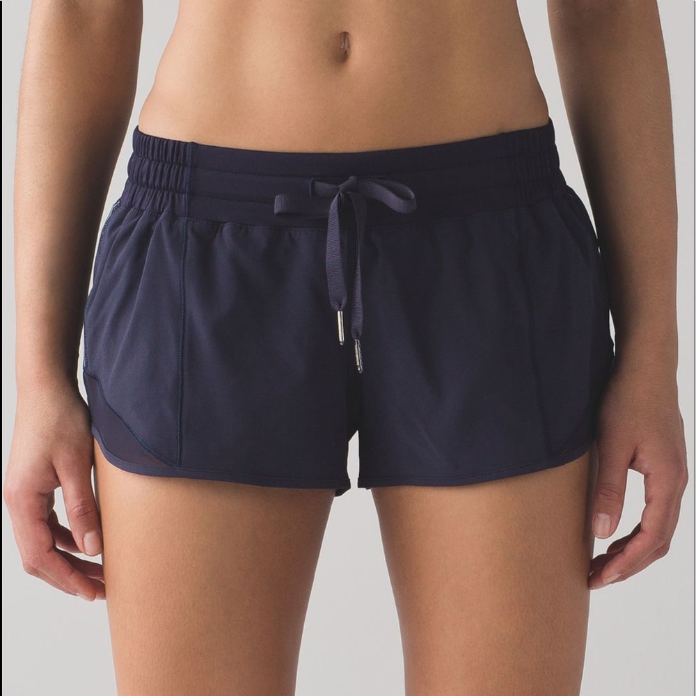 Hotty hot 2.5” shorts, size 10